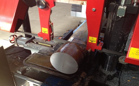 鼎城卧式带锯床加工时出现明显振荡如何排查？